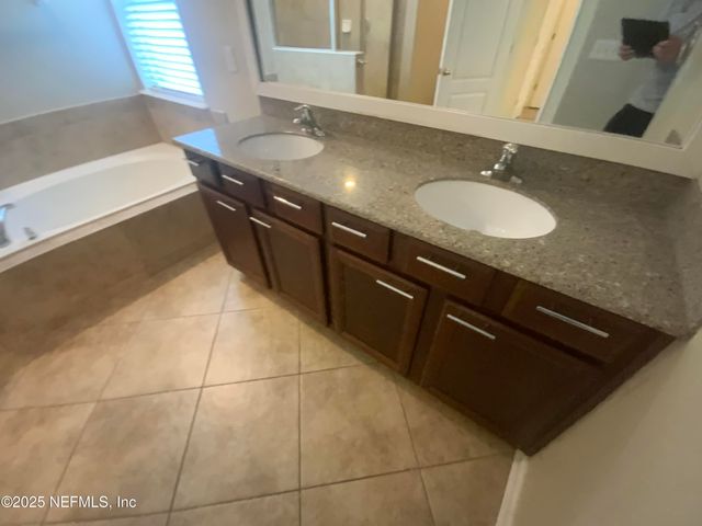 286 ISLESBROOK Parkway, St. Johns, FL 32259