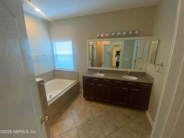 286 ISLESBROOK Parkway, St. Johns, FL 32259