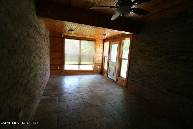 9960 Kahana Street, Diamondhead, MS 39525