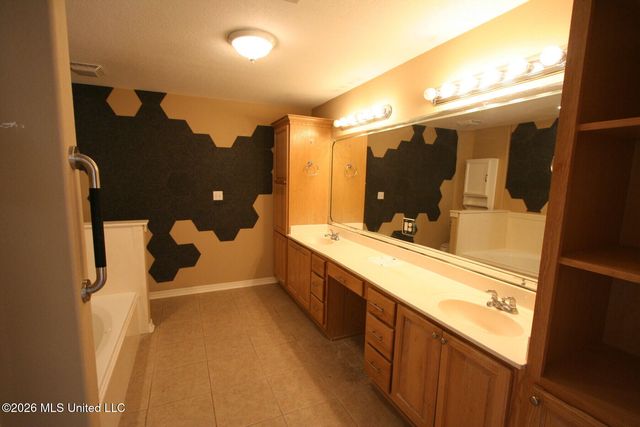 9960 Kahana Street, Diamondhead, MS 39525