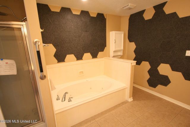 9960 Kahana Street, Diamondhead, MS 39525