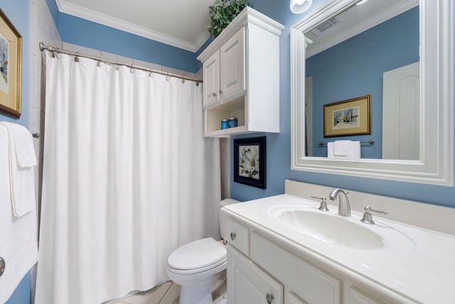 1226 Mickey Way, Spring Valley Village, TX 77055