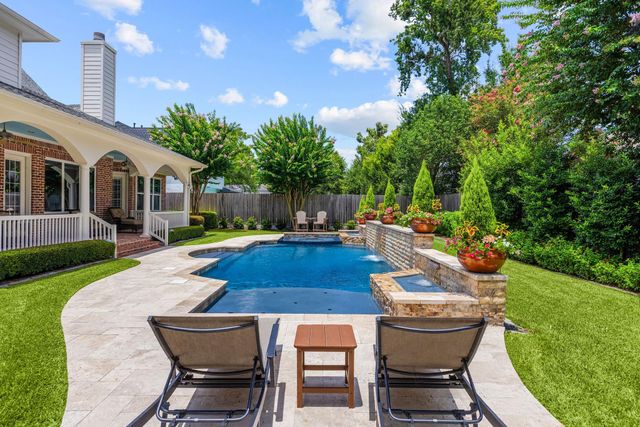 1226 Mickey Way, Spring Valley Village, TX 77055