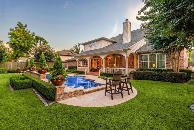 1226 Mickey Way, Spring Valley Village, TX 77055