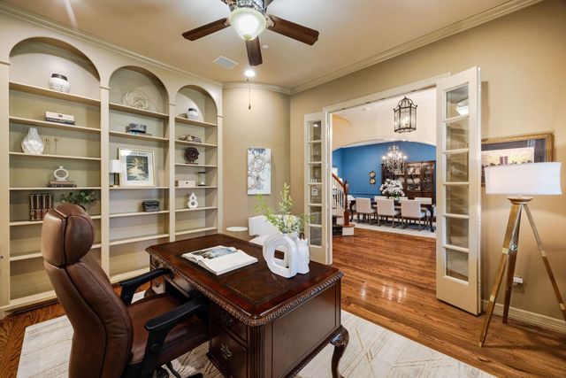 1226 Mickey Way, Spring Valley Village, TX 77055
