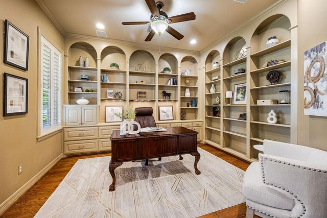 1226 Mickey Way, Spring Valley Village, TX 77055