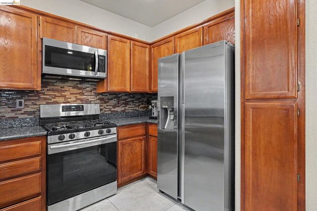 5200 Fairside Way, Antioch, CA 94531