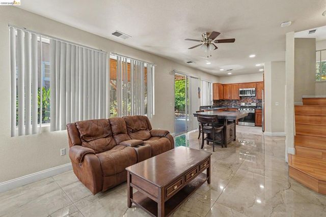 5200 Fairside Way, Antioch, CA 94531