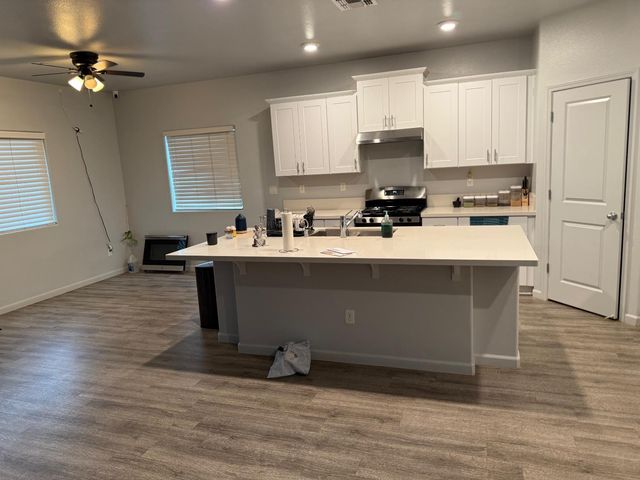 1391 Shoreside Drive, Madera, CA 93637