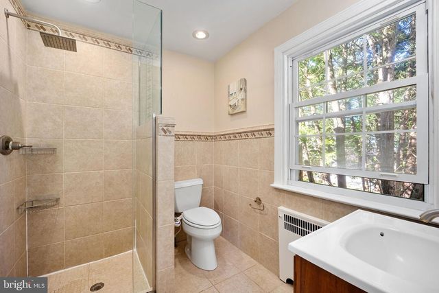 209 BRYN MAWR, Bala Cynwyd, PA 19004