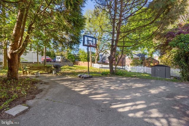 209 BRYN MAWR, Bala Cynwyd, PA 19004