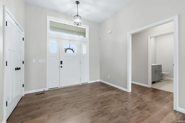 2317 Hamlet Court, Fort Wayne, IN 46818