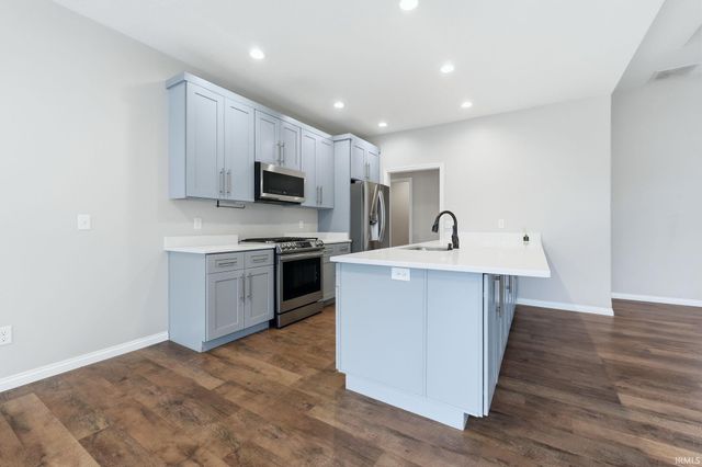 2317 Hamlet Court, Fort Wayne, IN 46818