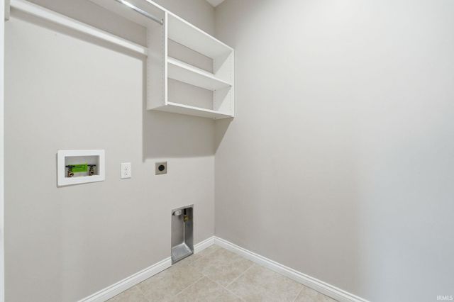 2317 Hamlet Court, Fort Wayne, IN 46818