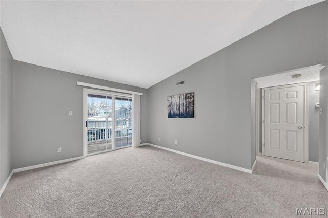 10 Berview Circle D, St Louis, MO 63129