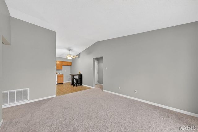 10 Berview Circle D, St Louis, MO 63129