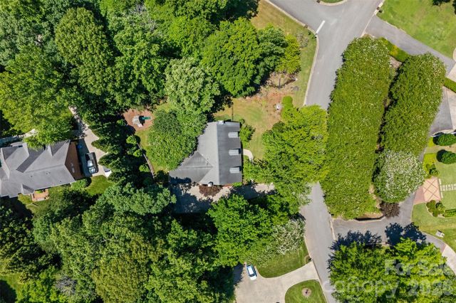 1027 Dan Maples Drive, Cramerton, NC 28032