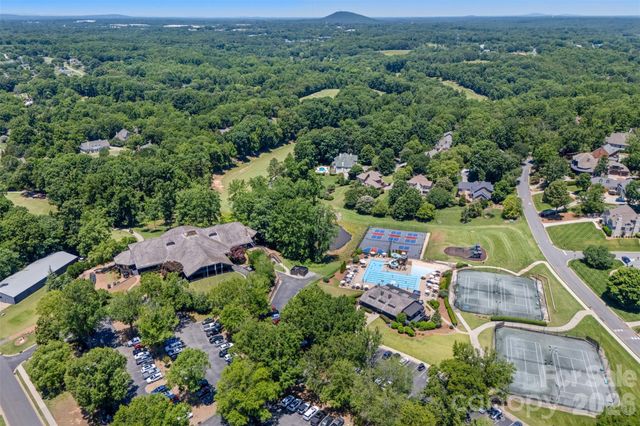 1027 Dan Maples Drive, Cramerton, NC 28032