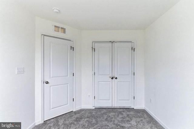 107 COURTHOUSE DR, Martinsburg, WV 25404