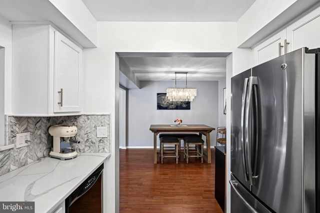 308 HAZELWOOD LN, Marlton, NJ 08053