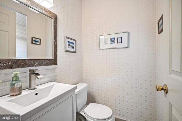308 HAZELWOOD LN, Marlton, NJ 08053
