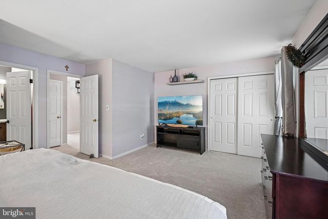 308 HAZELWOOD LN, Marlton, NJ 08053