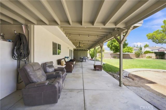 113 Agua Santa Drive, Palmdale, CA 93551