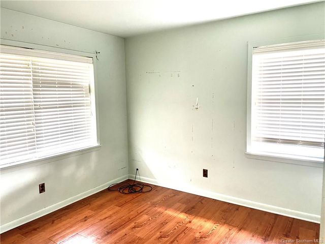 311 W Lee Street, Sulphur, LA 70663