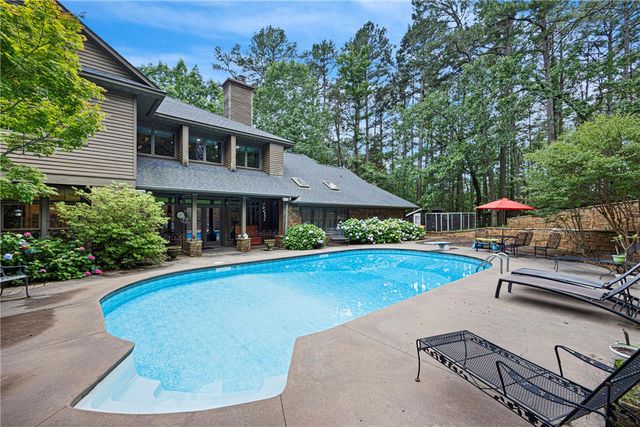 407 Dove Place, Russellville, AR 72802