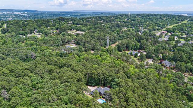 407 Dove Place, Russellville, AR 72802