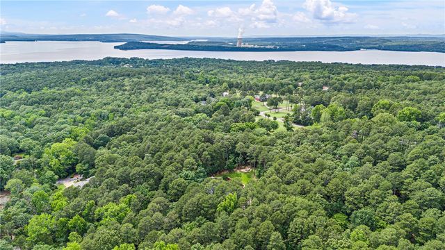 407 Dove Place, Russellville, AR 72802
