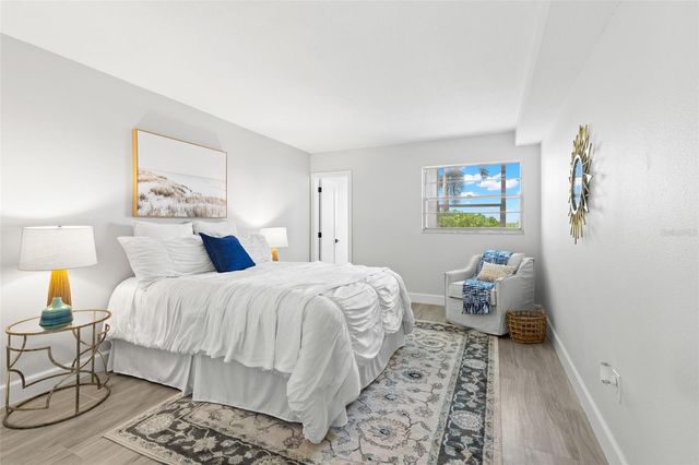 2 CAUSEWAY BOULEVARD 101, Dunedin, FL 34698