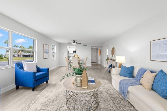 2 CAUSEWAY BOULEVARD 101, Dunedin, FL 34698