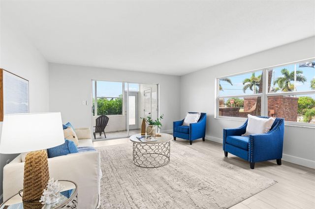 2 CAUSEWAY BOULEVARD 101, Dunedin, FL 34698