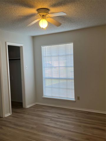 7530 Tierra Verde Drive, Houston, TX 77083