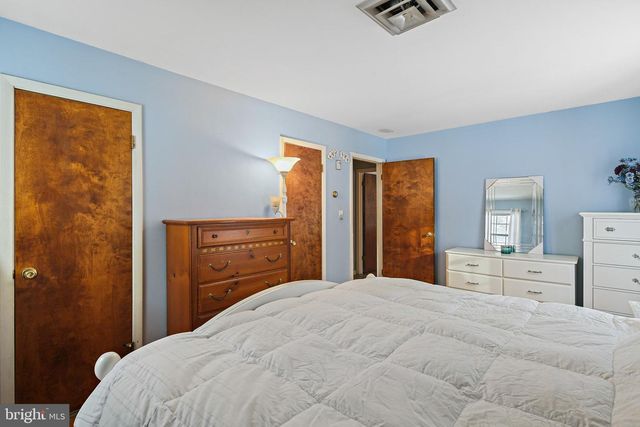 8608 KRATZ LN, Baltimore, MD 21244