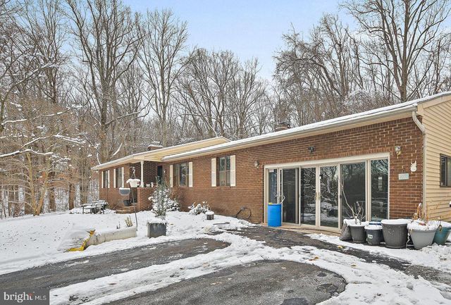 8608 KRATZ LN, Baltimore, MD 21244