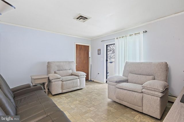 8608 KRATZ LN, Baltimore, MD 21244