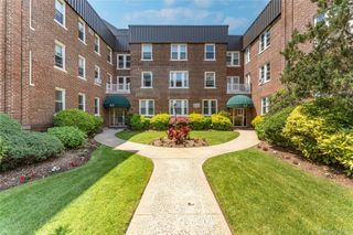 185 Atlantic Ave A4, Lynbrook, NY 11563