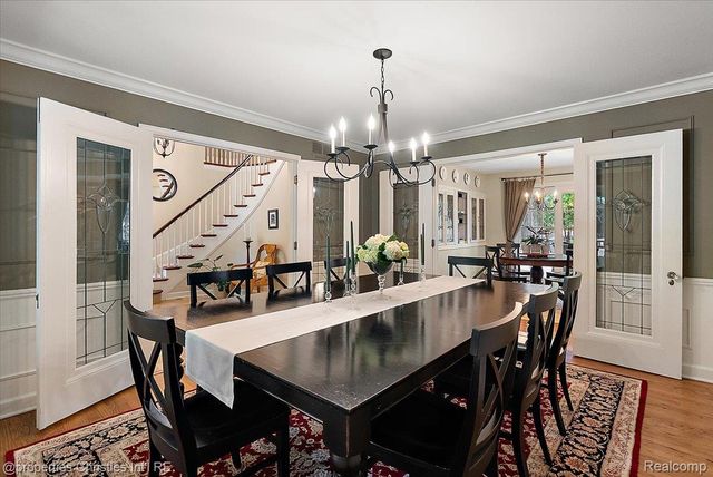 945 Peach Blossom Court, Rochester Hills, MI 48306