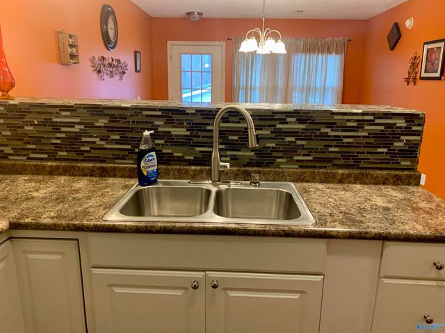 153 Laurel Lane, Gurley, AL 35748