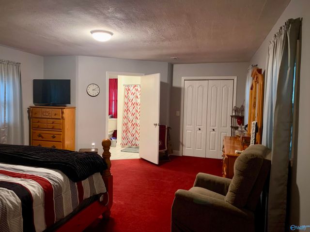 153 Laurel Lane, Gurley, AL 35748