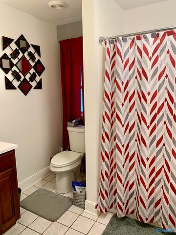 153 Laurel Lane, Gurley, AL 35748