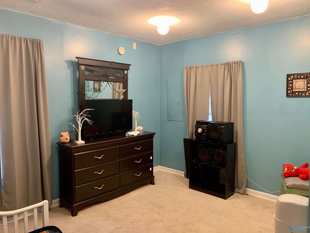 153 Laurel Lane, Gurley, AL 35748