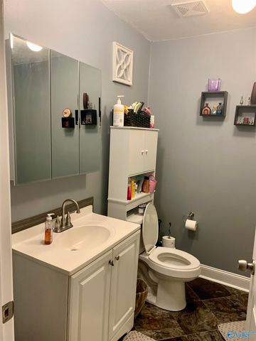 153 Laurel Lane, Gurley, AL 35748