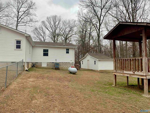 153 Laurel Lane, Gurley, AL 35748