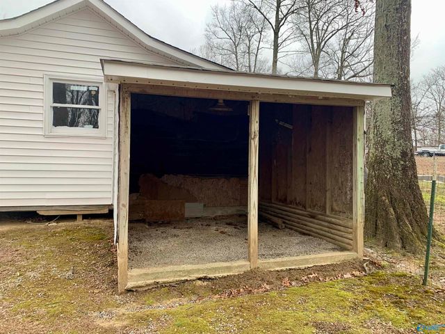 153 Laurel Lane, Gurley, AL 35748