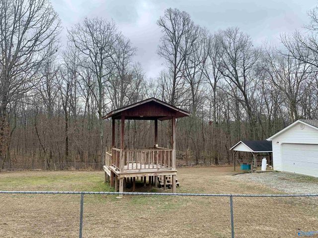 153 Laurel Lane, Gurley, AL 35748