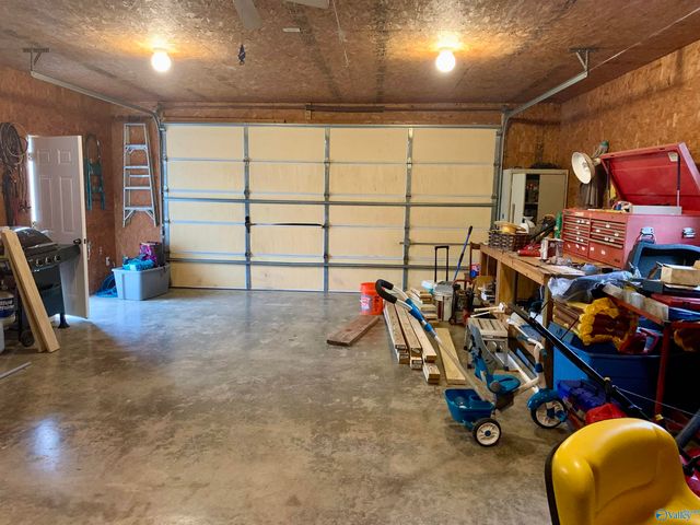 153 Laurel Lane, Gurley, AL 35748