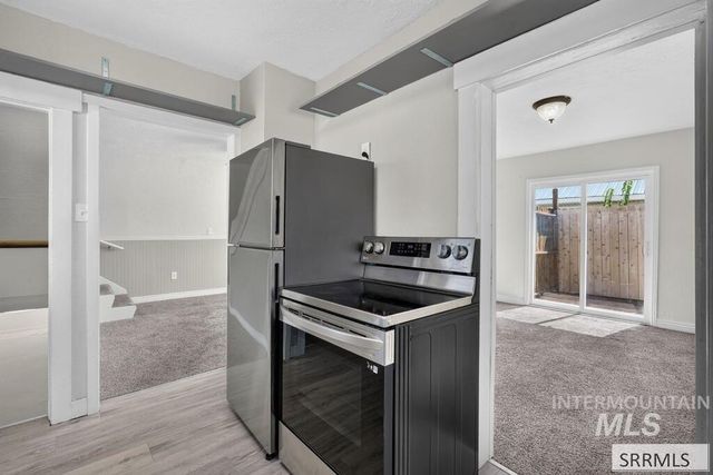 1005 S 4th Avenue, Pocatello, ID 83201